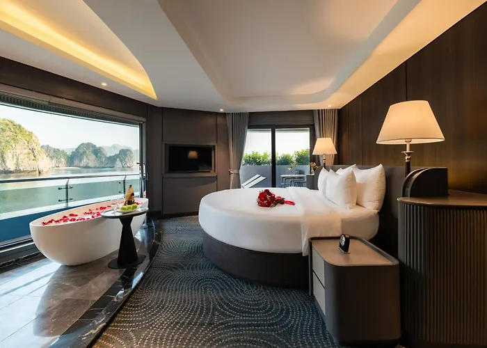 M'gloria Cruise By Hag 5* Hạ Long