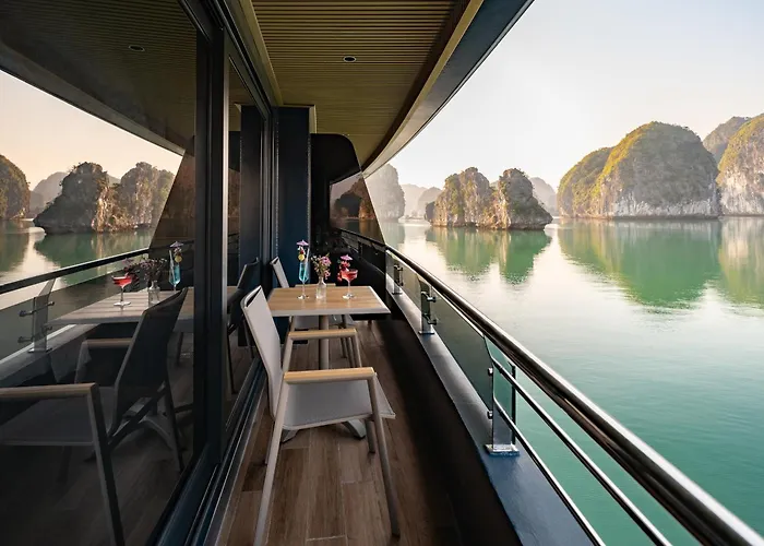M'gloria Cruise By Hag 5* Hạ Long