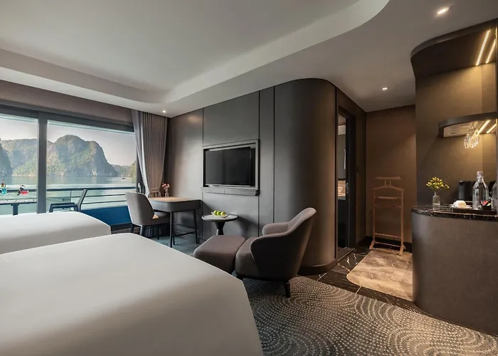 Bateau-hôtel M'gloria Cruise By Hag 5*