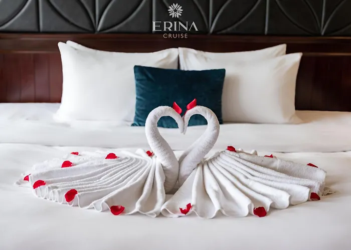 M'gloria Cruise 5* Hạ Long