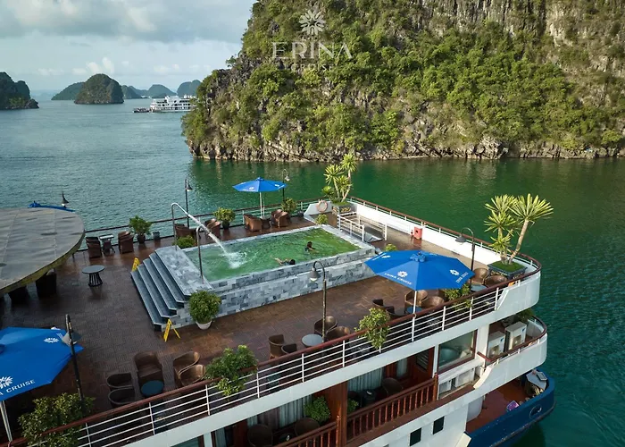 M'gloria Cruise By Hag Ha Long